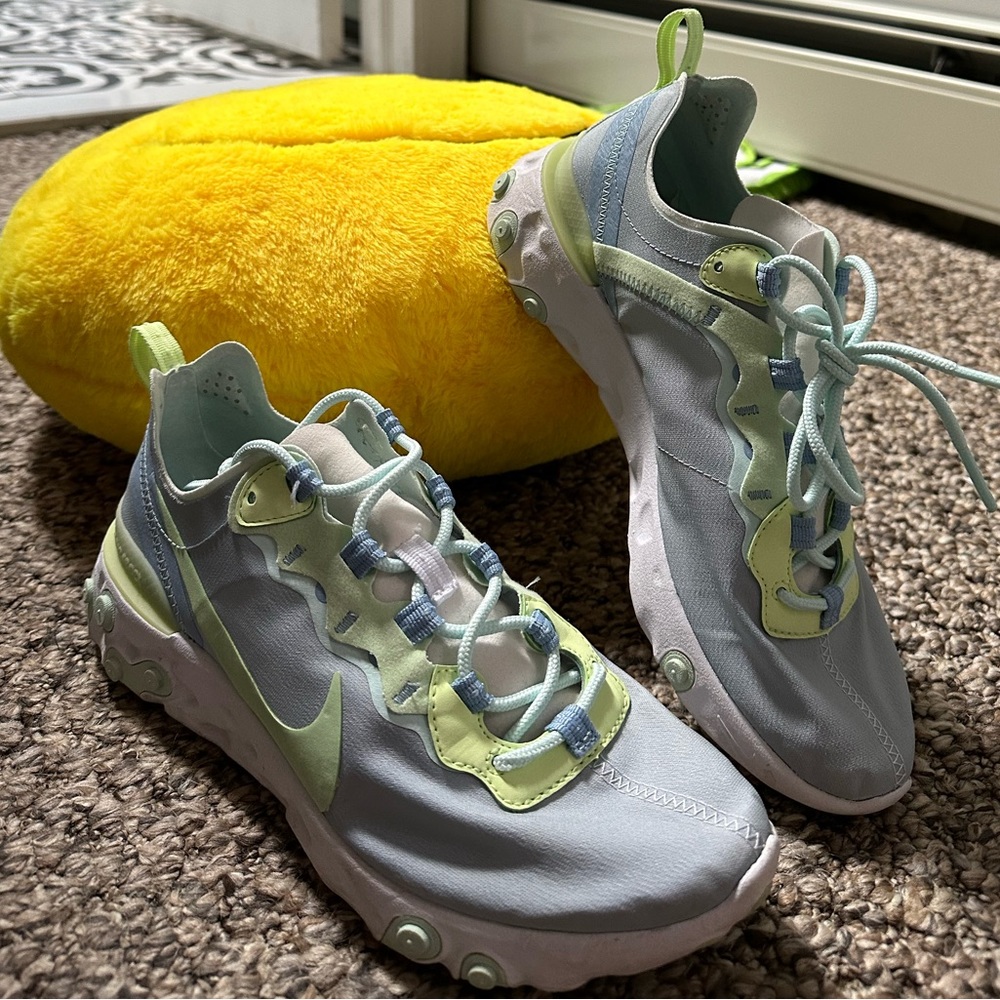 Nike light blue